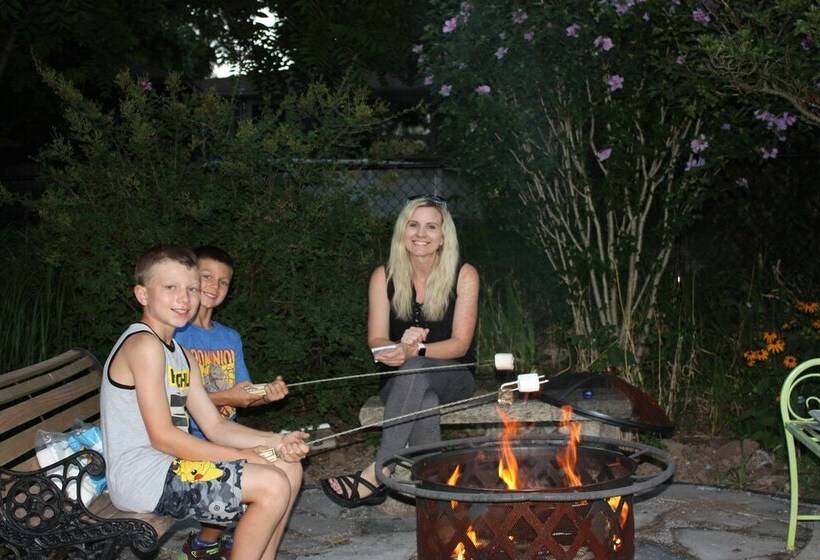 Carrousel Bed & Breakfast