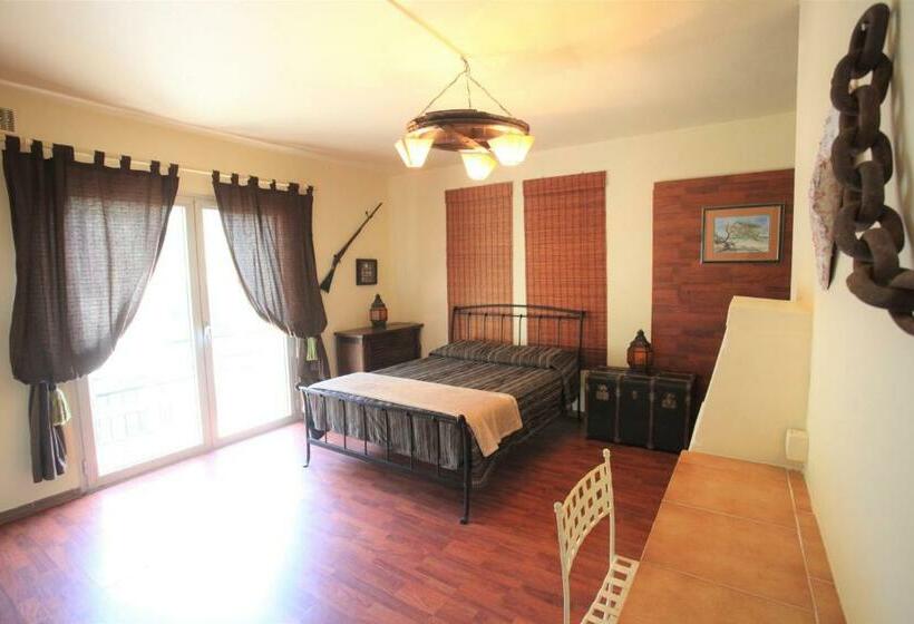 فندق Acropole Asco