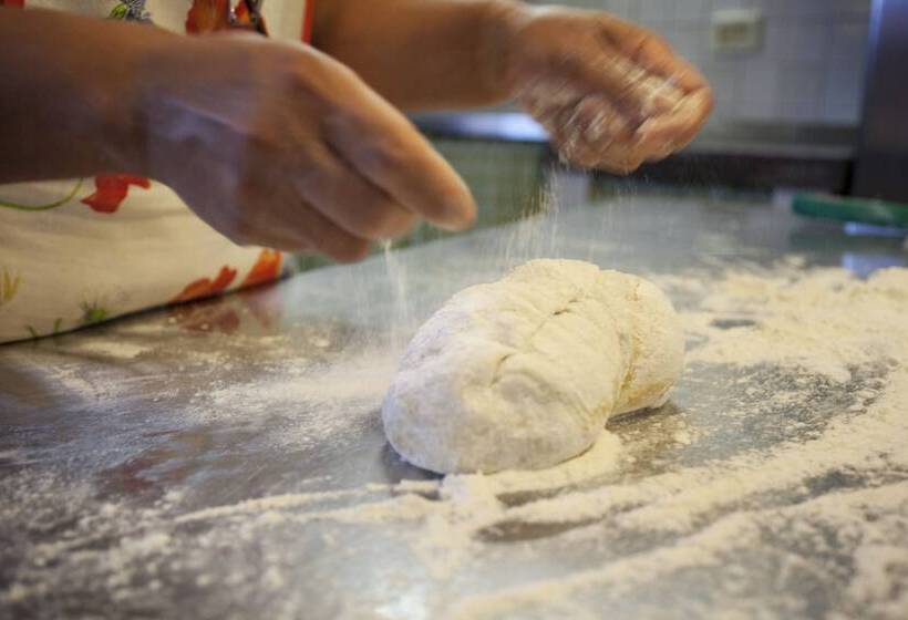 בית מלון כפרי Agriturismo Il Castello