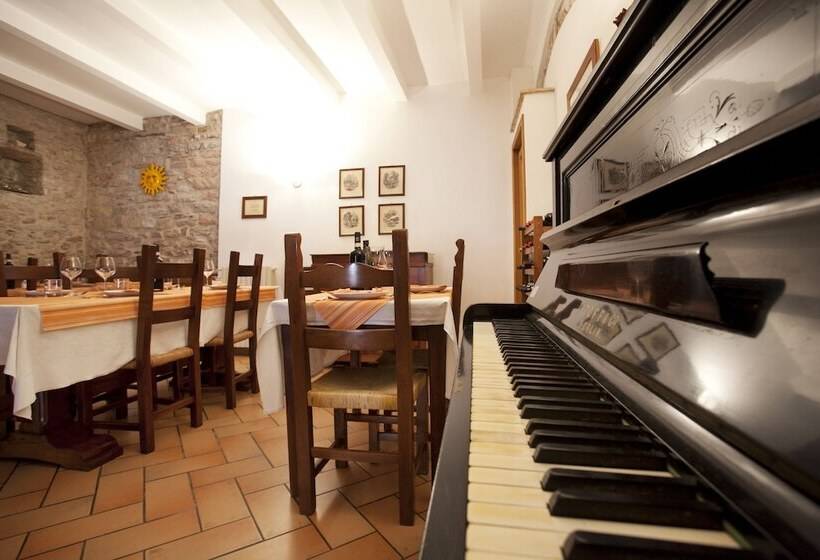 בית מלון כפרי Agriturismo Il Castello