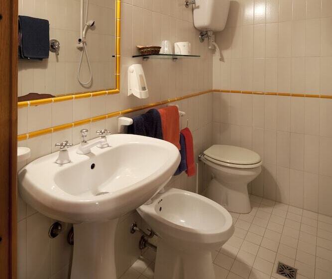 בית מלון כפרי Agriturismo Il Castello