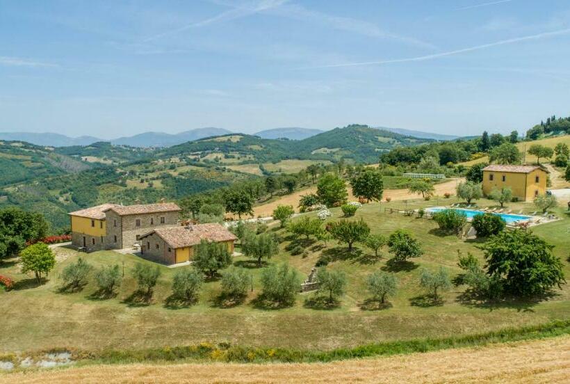 호텔 Agriturismo Tenuta Di Biscina