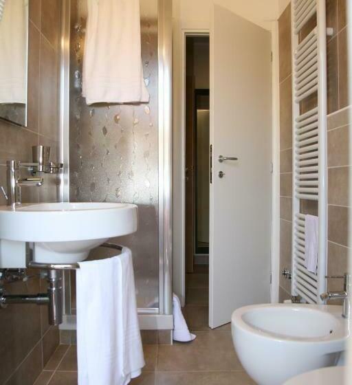 호텔 Albergo Borgonovo