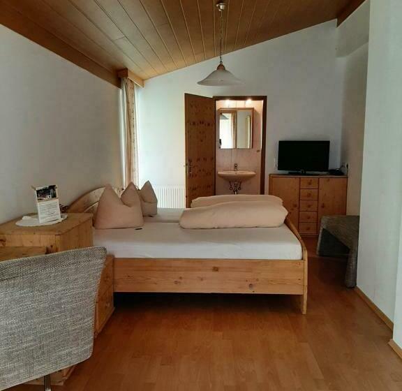 בית מלון כפרי Alpenhof Strenge