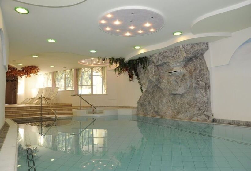 בית מלון כפרי Alpenjuwel