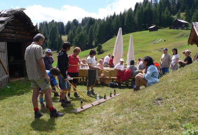 호텔 Alpenrose Dolomites