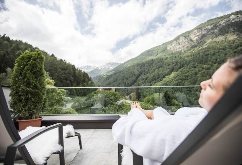 בית מלון כפרי Burgaunerhof