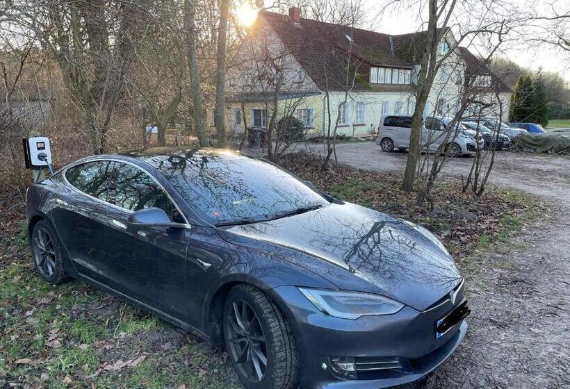 Отель Gutshaus Kajahn