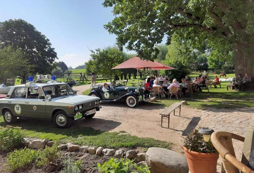 Отель Gutshaus Kajahn