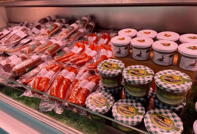 Отель Gutshaus Kajahn