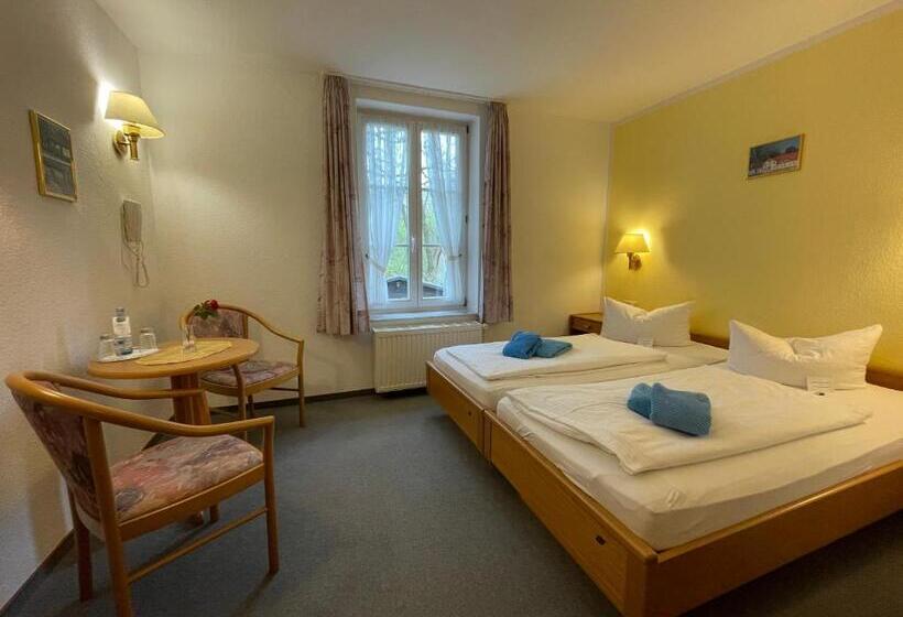 Отель Gutshaus Kajahn