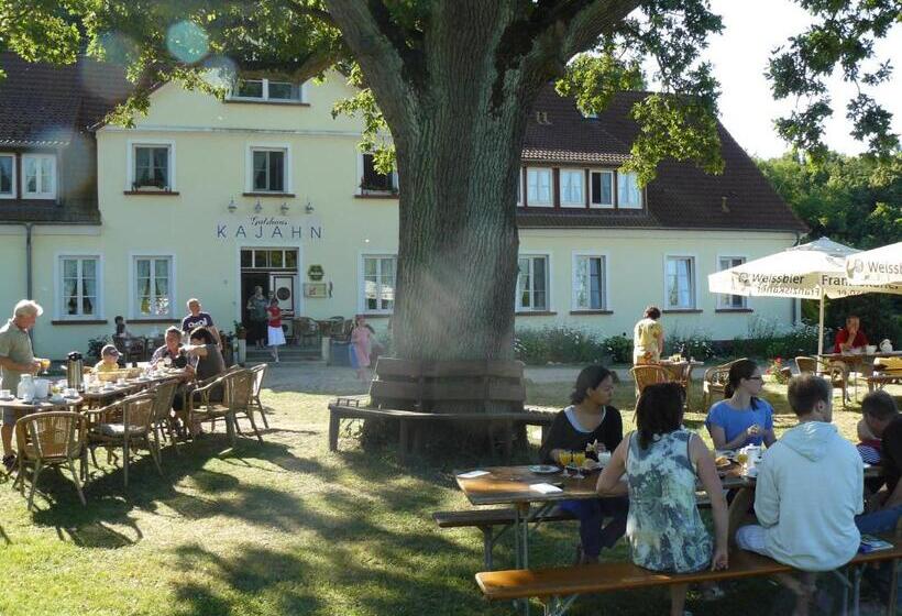 Отель Gutshaus Kajahn