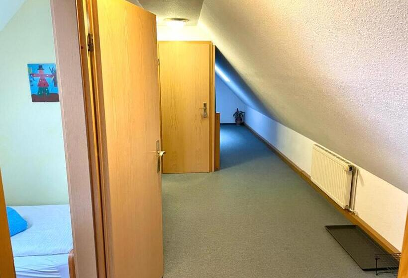 Отель Gutshaus Kajahn