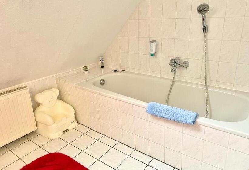 Отель Gutshaus Kajahn