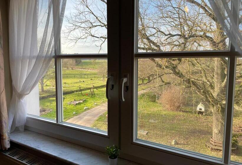 Отель Gutshaus Kajahn