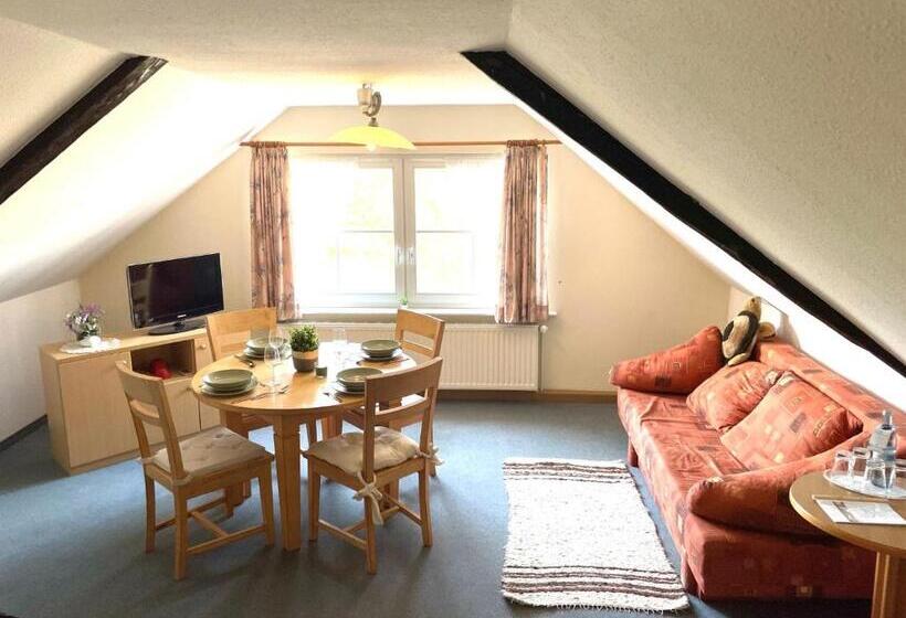 Отель Gutshaus Kajahn