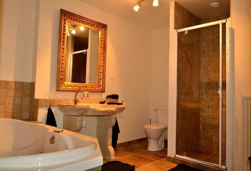 Отель Hostellerie La Bergerie