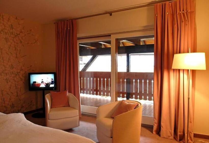 Отель Hôtel à La Ferme