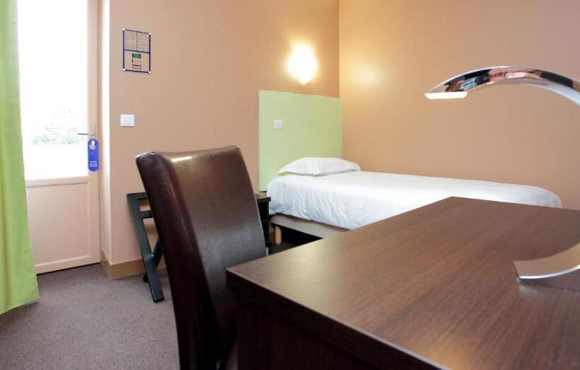 فندق Hôtel & Restaurant   Le Manoir Des Cèdres   Piscine Chauffée Et Climatisation