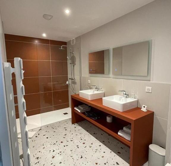 فندق Hôtel & Restaurant   Le Manoir Des Cèdres   Piscine Chauffée Et Climatisation