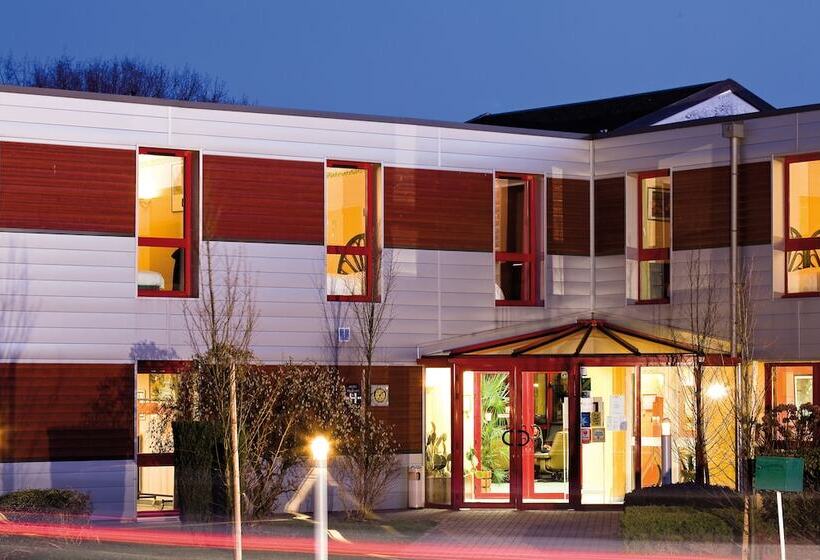 호텔 Hôtel Restaurant Le Colibri