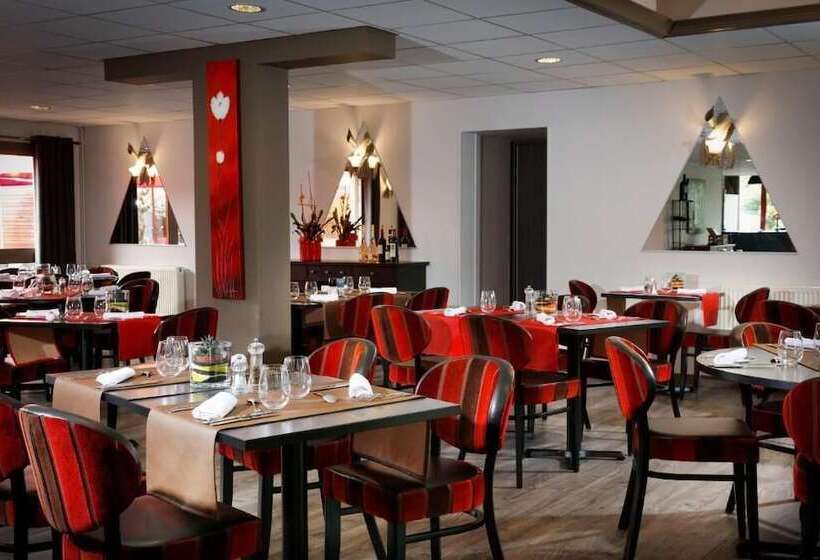 호텔 Hôtel Restaurant Le Colibri