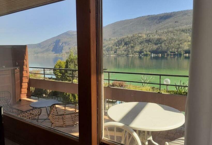 בית מלון כפרי Les Sirenes