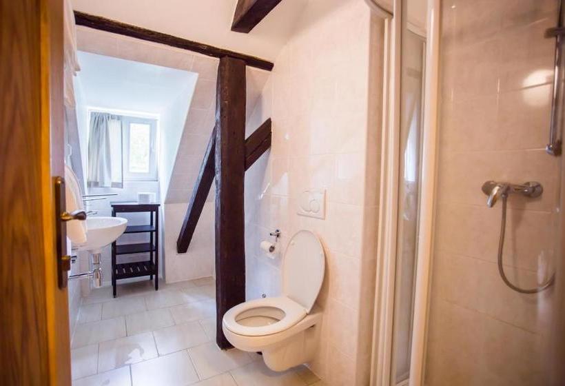 Отель Resort Malevil