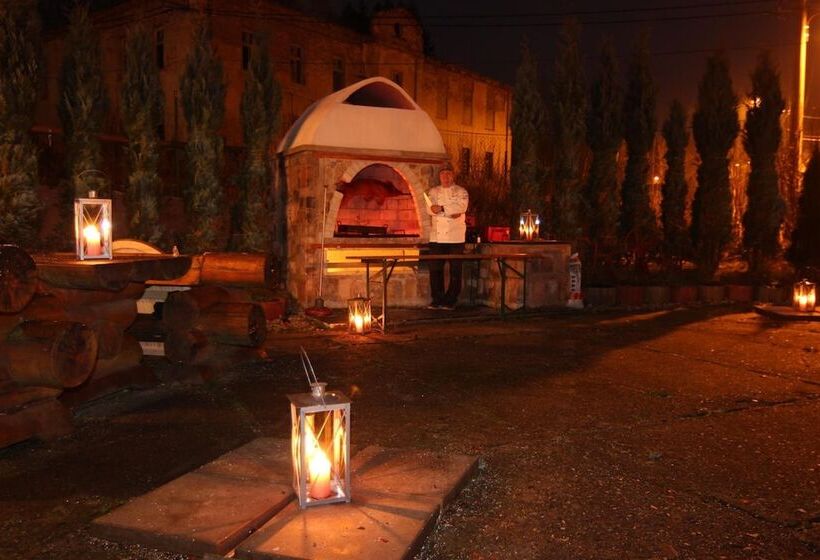 فندق Restaurant Svejk