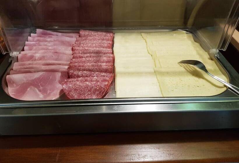 فندق Restaurant Svejk