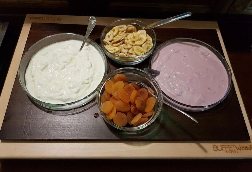 فندق Restaurant Svejk