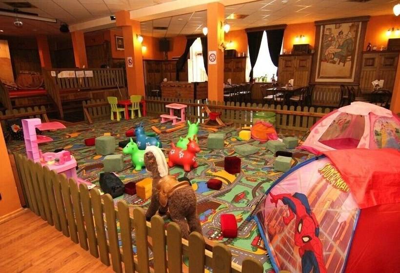 فندق Restaurant Svejk