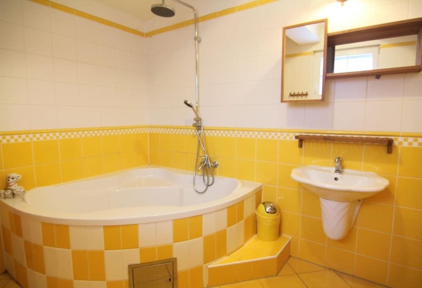 فندق Restaurant Svejk