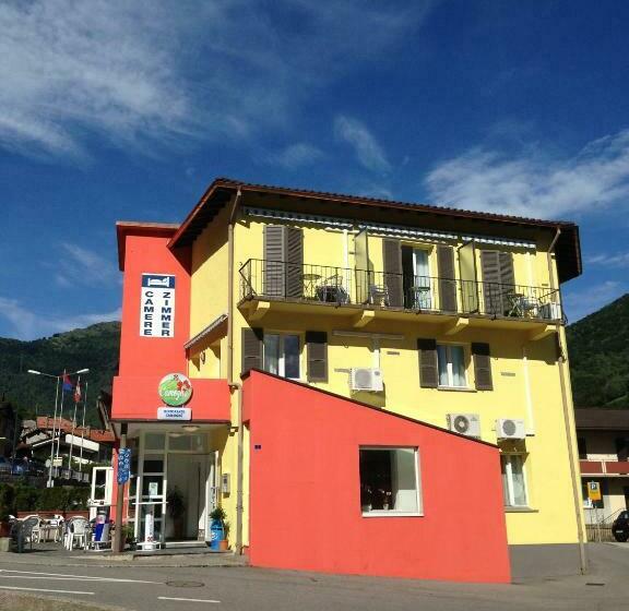 호텔 Ristorante Camoghe