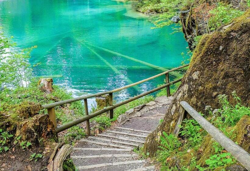 בית מלון כפרי & Spa Blausee