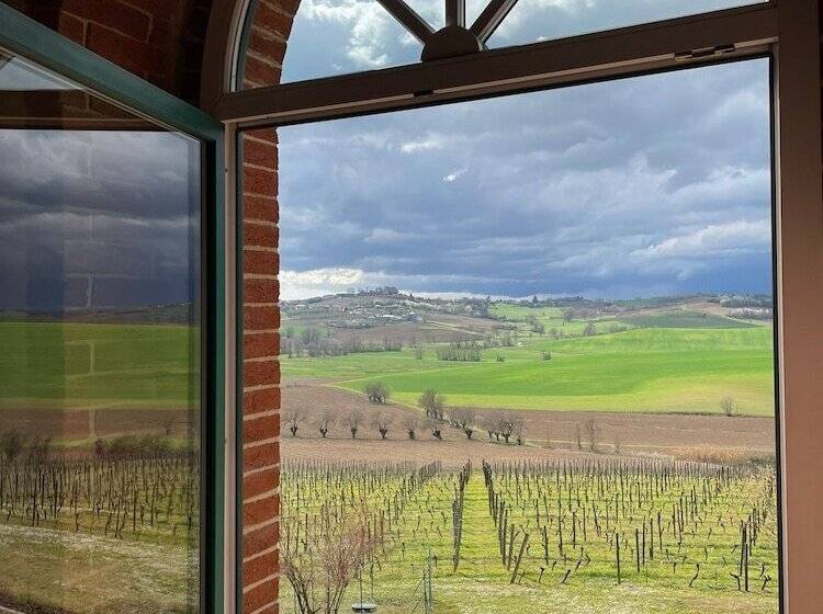 فندق Tenuta Montemagno Relais & Wines