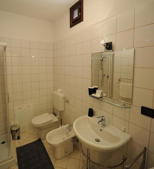 בית מלון כפרי Tenuta Roletto