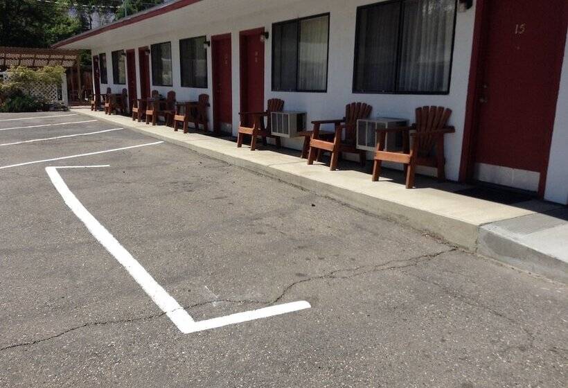 Independence Courthouse Motel