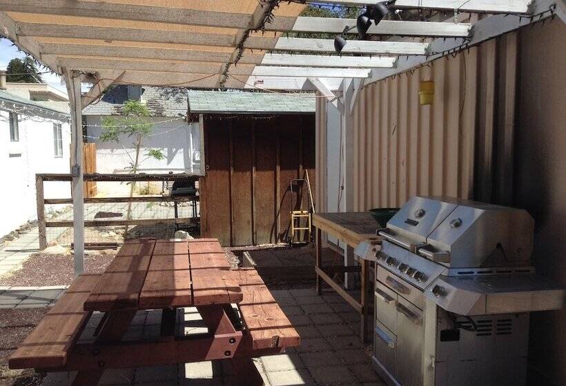 Independence Courthouse Motel