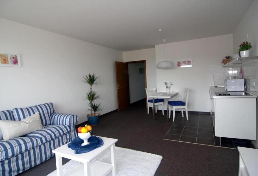 Kastanienhof Apartment