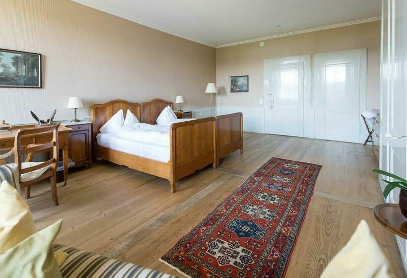 Klosterhotel St. Petersinsel