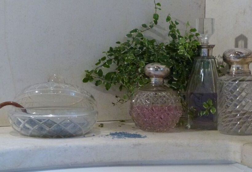 Le Manoir De Beauregard   B&b