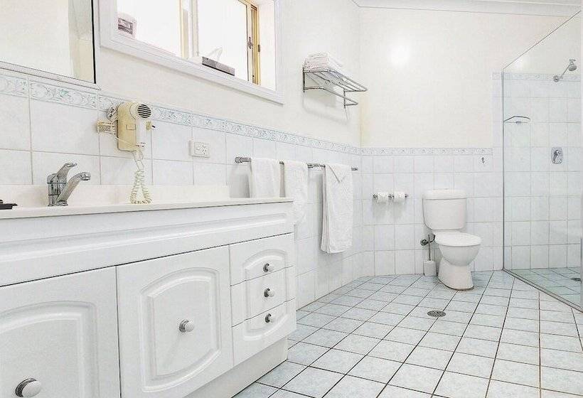 מוטל Golf Club Motor Inn Wingham