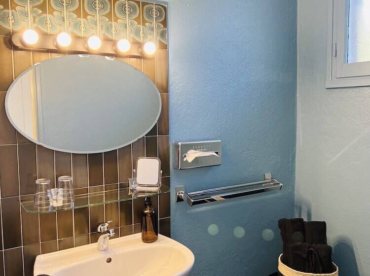 Motel Les Broussailles