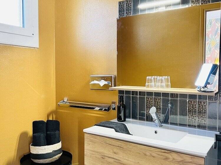 Motel Les Broussailles