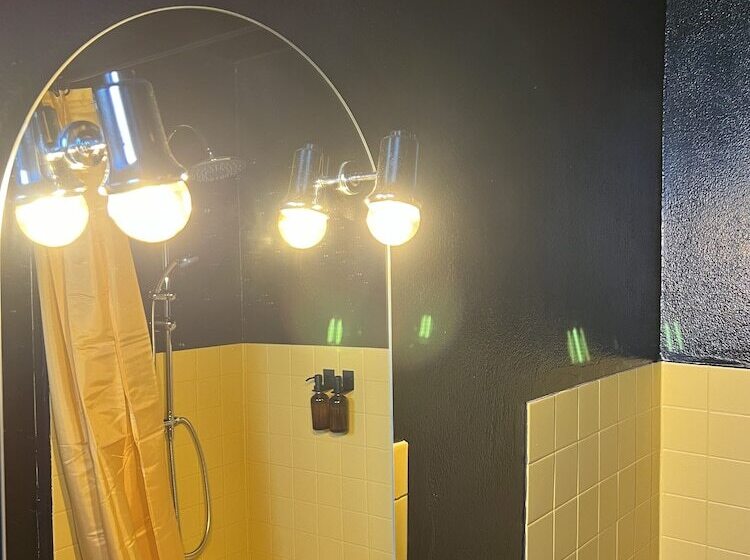 Motel Les Broussailles