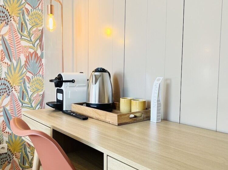 Motel Les Broussailles