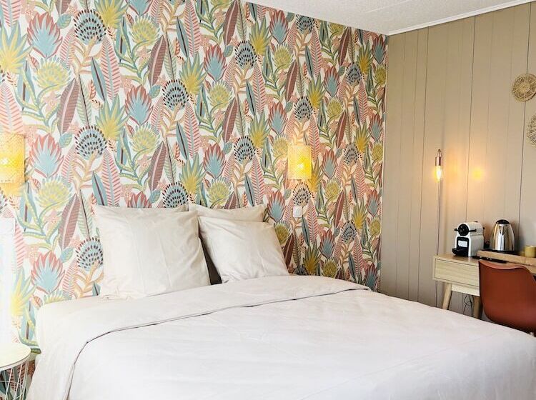 Motel Les Broussailles