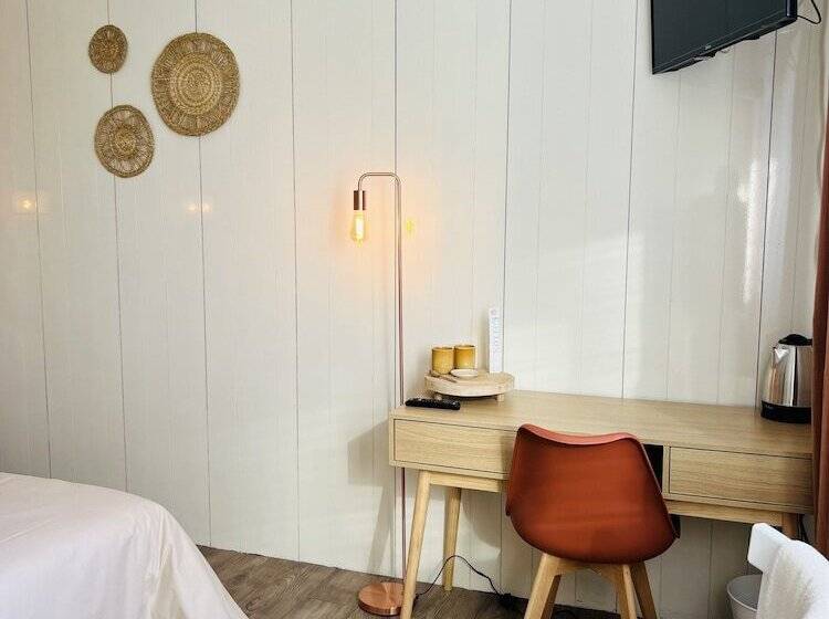 Motel Les Broussailles