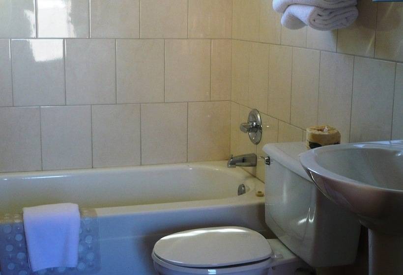 فندق على الطريق Red Top Motor Inn